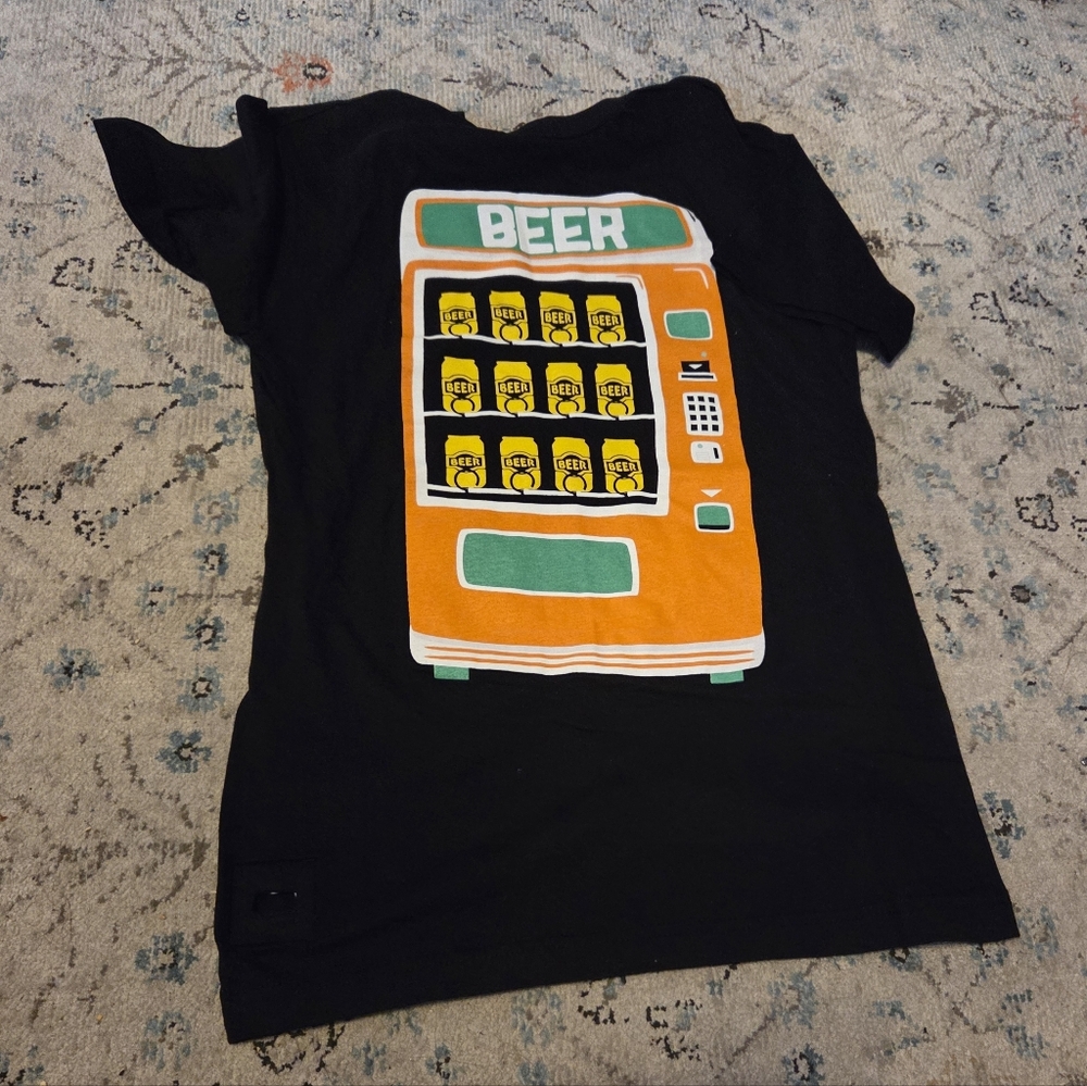 Bottle Opener T-Shirt with Beer Vending Machine Graphic - NWOT Med